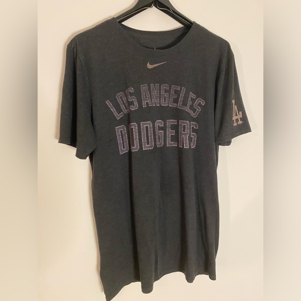 Vintage Style Dodger T-Shirt